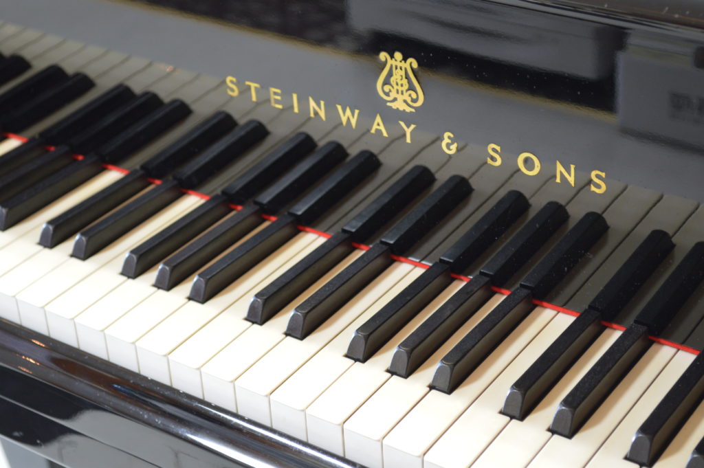スタインウェイピアノ